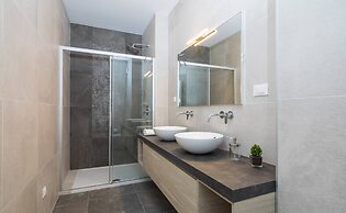 Luxury Villa Juliet with Heated Pool