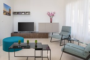 Luxury Villa Juliet with Heated Pool