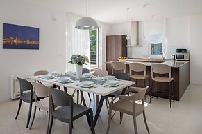 Luxury Villa Juliet with Heated Pool