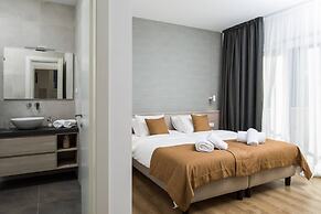 Luxury Villa Juliet with Heated Pool