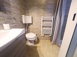 Casa Bella University