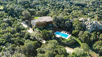 Cascioni Eco Retreat -  Suites with Private Pool