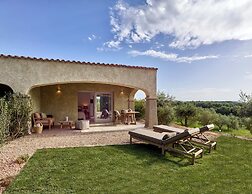 Cascioni Eco Retreat -  Suites with Private Pool