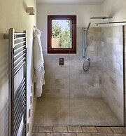 Cascioni Eco Retreat -  Suites with Private Pool