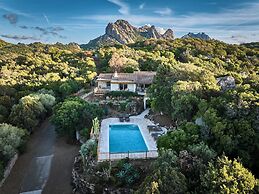Cascioni Eco Retreat -  Suites with Private Pool