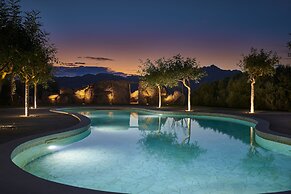 Cascioni Eco Retreat -  Suites with Private Pool