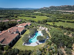 Cascioni Eco Retreat -  Suites with Private Pool