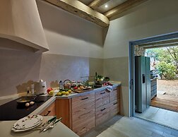 Cascioni Eco Retreat -  Suites with Private Pool