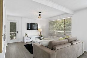 Beauty AND THE Peace - Inlet Side