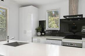 Beauty AND THE Peace - Inlet Side