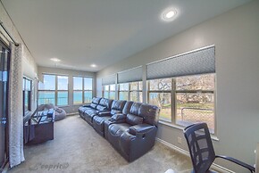 Our Lake View Cl 1683 4 Bedroom Home by RedAwning