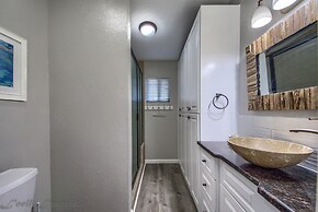 Our Lake View Cl 1683 4 Bedroom Home by RedAwning