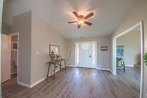 Our Lake View Cl 1683 4 Bedroom Home by RedAwning