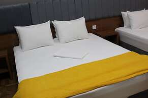 Palm Hotel