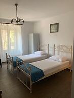 Rooms Villa Garden - Hostel