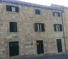 Rooms Villa Garden - Hostel