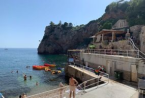 Rooms Villa Garden - Hostel