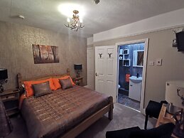Dolweunydd Bed & Breakfast