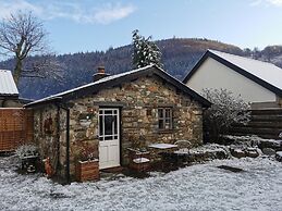 Dolweunydd Bed & Breakfast