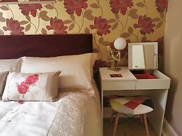 Dolweunydd Bed & Breakfast