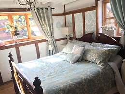 Dolweunydd Bed & Breakfast