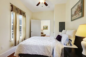 Montgomery Apartments on Magazine Street