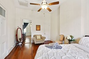 Montgomery Apartments on Magazine Street