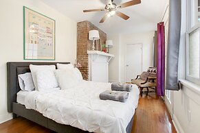 Montgomery Apartments on Magazine Street