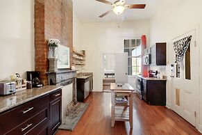 Montgomery Apartments on Magazine Street