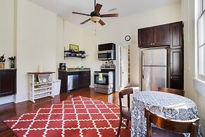 Montgomery Apartments on Magazine Street