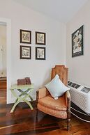 Freret Apartments near Street Car & Tulane