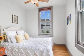 Freret Apartments near Street Car & Tulane