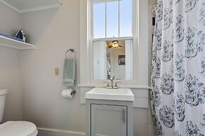 Freret Apartments near Street Car & Tulane