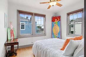 Freret Apartments near Street Car & Tulane