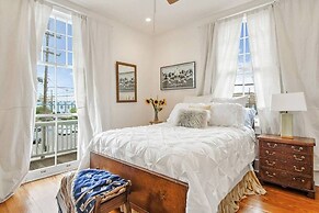 Freret Apartments near Street Car & Tulane