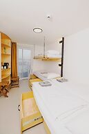 YACHTER CLUB Modrá Čajka