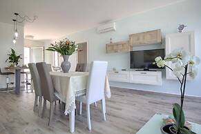 Apt Ristola Deluxe Seaview