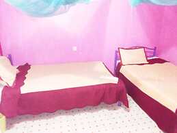 Down Town Guest House