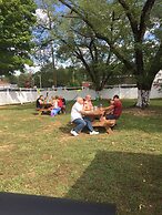 Current River Inn