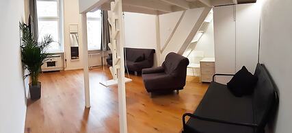 Bright Side Apartment