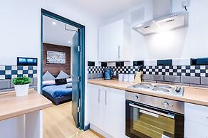 Stay With Empire - Tyldesley Rd