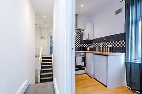 Stay With Empire - Tyldesley Rd