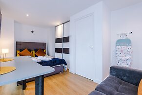 Stay With Empire - Tyldesley Rd