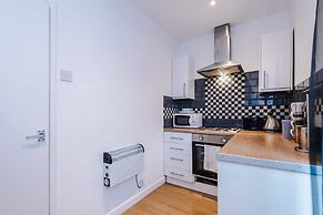 Stay With Empire - Tyldesley Rd