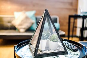 Stay With Empire - Tyldesley Rd