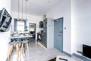 Stay With Empire - Tyldesley Rd