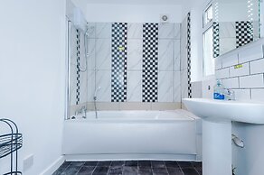 Stay With Empire - Tyldesley Rd