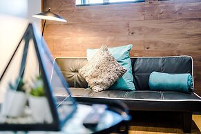 Stay With Empire - Tyldesley Rd