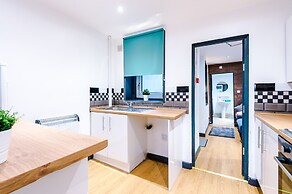 Stay With Empire - Tyldesley Rd