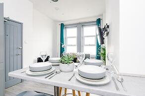 Stay With Empire - Tyldesley Rd